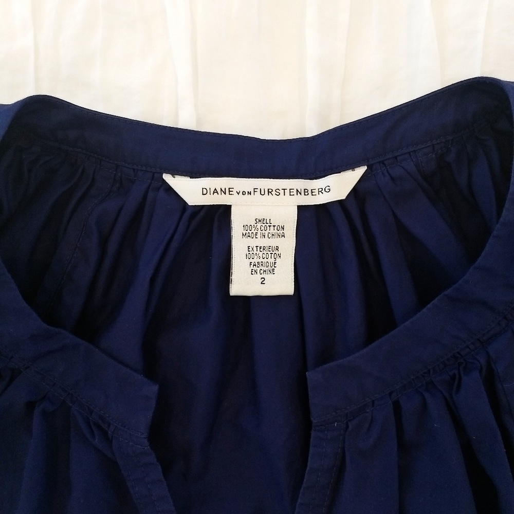 Diane Von Furstenberg Blue Bubble Sleeve Top - Picture 2 of 2